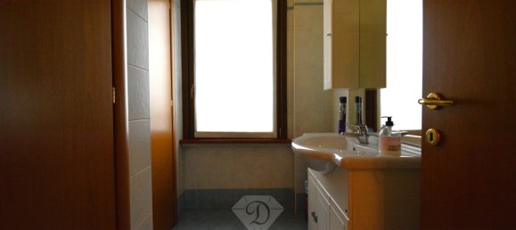 مكتب في Varese, Italy رقم 114600 7