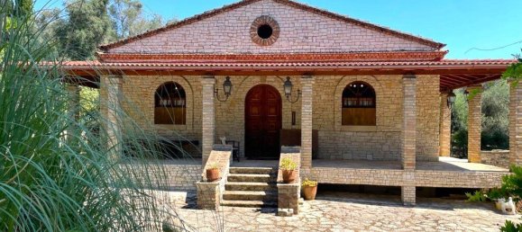 3 bedrooms Commercial property in Corfu, Greece No. 7546 3