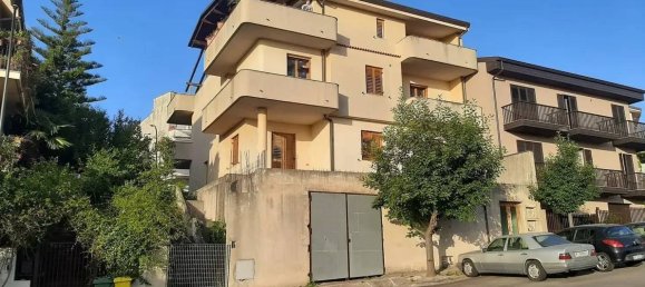 Apartamento de 5 habitaciónes en Polistena, Italy No. 126470 2