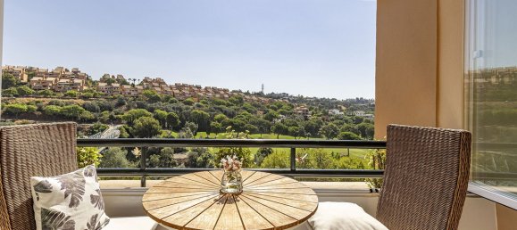 2 chambres Appartement à Marbella, Spain No. 251328 3