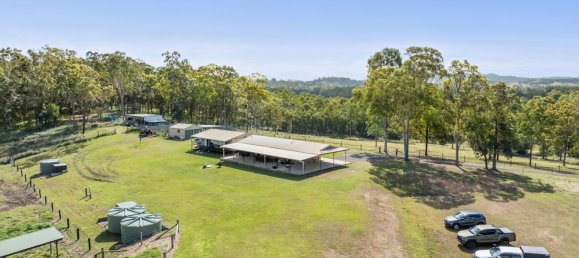 5 غرف نوم منزل في Belli Park, Australia رقم 404 3