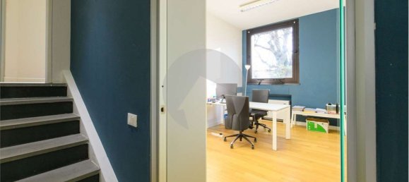 6 rooms Apartment in Reggio Emilia, Italy No. 71796 10