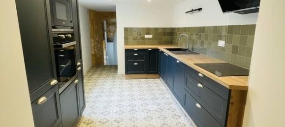 4 bedrooms House in Laval, France No. 311444 4