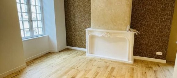 4 bedrooms House in Laval, France No. 311444 9