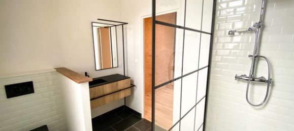 4 bedrooms House in Laval, France No. 311444 6