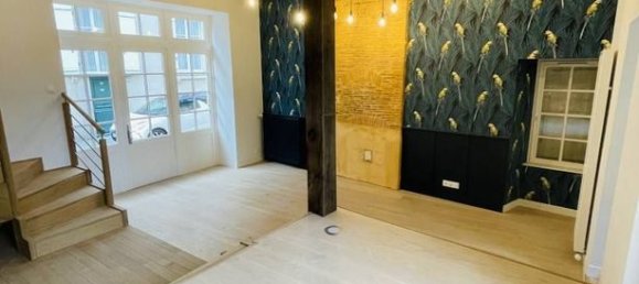 4 bedrooms House in Laval, France No. 311444 2