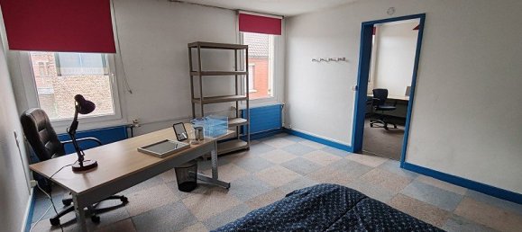 Edificio de 5 habitaciónes en Valenciennes, France No. 91059 5