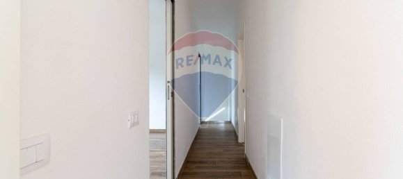 4-Zimmer Haus in Desio, Italy, Nr. 295824 15