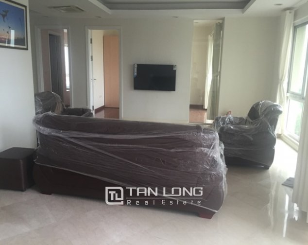 3 bedrooms Apartment in Tay Ho, Vietnam No. 2430