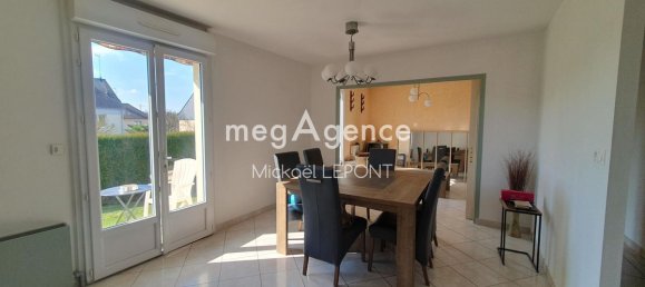 3 bedrooms House in Bonchamp-les-Laval, France No. 98534 3