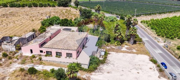 Propriété commerciale à Syracuse, Italy 1068m² No. 272225 9