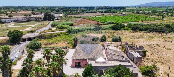 Propriété commerciale à Syracuse, Italy 1068m² No. 272225 33