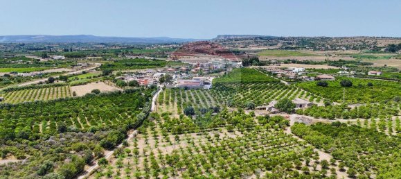 Propriété commerciale à Syracuse, Italy 1068m² No. 272225 24