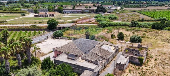 Propriété commerciale à Syracuse, Italy 1068m² No. 272225 34