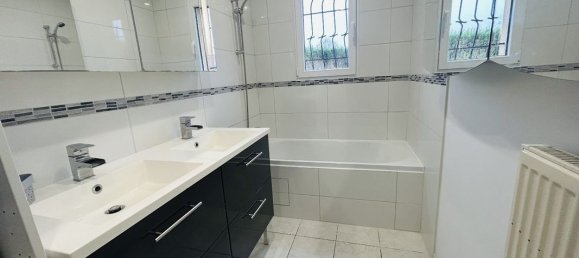 7 bedrooms Villa in Treon, France No. 90643 17