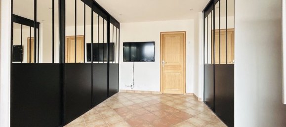 7 bedrooms Villa in Treon, France No. 90643 2