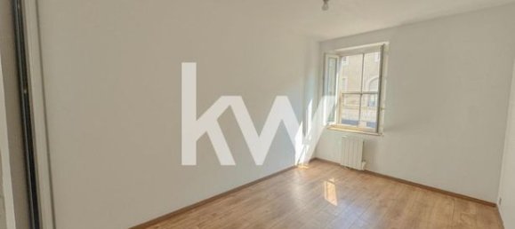 2 bedrooms Apartment in Saint-Gilles, France No. 280196 8