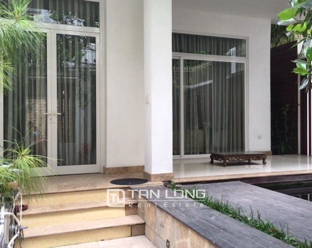 3 bedrooms Villa in Tay Ho, Vietnam No. 2657