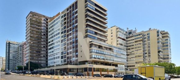 4 bedrooms Apartment in Lisbon, Portugal No. 85592 41