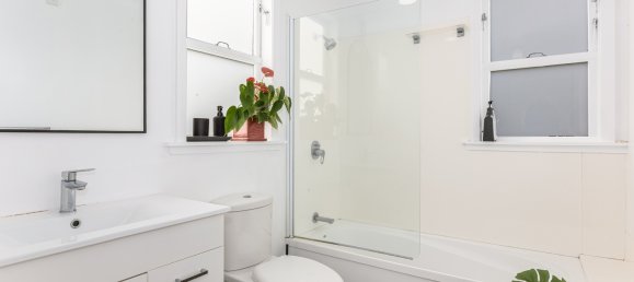 2 Schlafzimmer Haus in Titahi Bay, New Zealand, Nr. 73 11