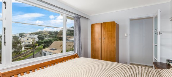 2 Schlafzimmer Haus in Titahi Bay, New Zealand, Nr. 73 9