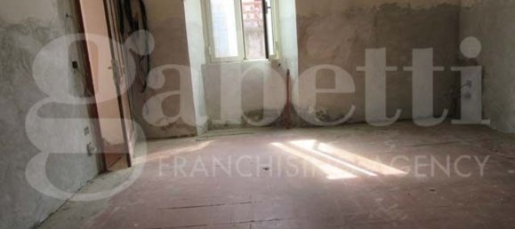 6 rooms House in Gavorrano, Italy No. 70767 6