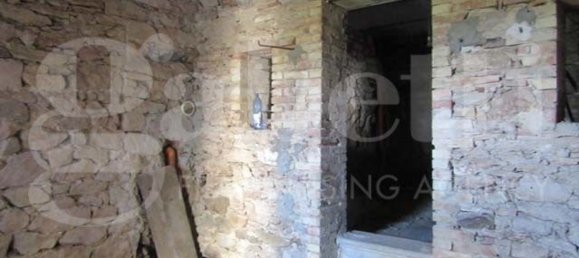 6 rooms House in Gavorrano, Italy No. 70767 5