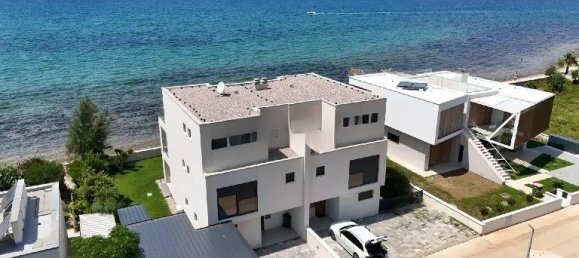 4 bedrooms House in Zadar, Croatia No. 176 2