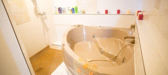 5-Zimmer Haus in Wien, Austria, Nr. 159157 3