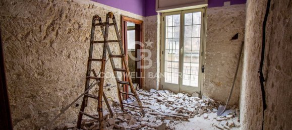 3 rooms House in Mesagne, Italy No. 84210 17