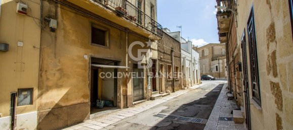 3 rooms House in Mesagne, Italy No. 84210 23