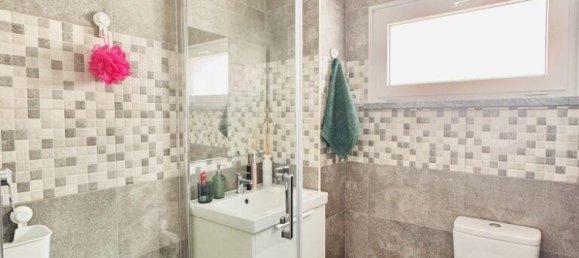 4 Schlafzimmer Haus in Seixal, Portugal, Nr. 245153 3