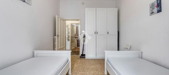 3 Schlafzimmer Wohnung in Bologna, Italy, Nr. 334807 7