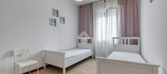 3 Schlafzimmer Wohnung in Bologna, Italy, Nr. 334807 5