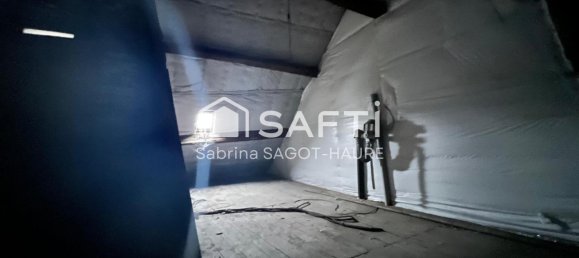 Casa de 5 dormitorios en Issoudun, France No. 160902 12