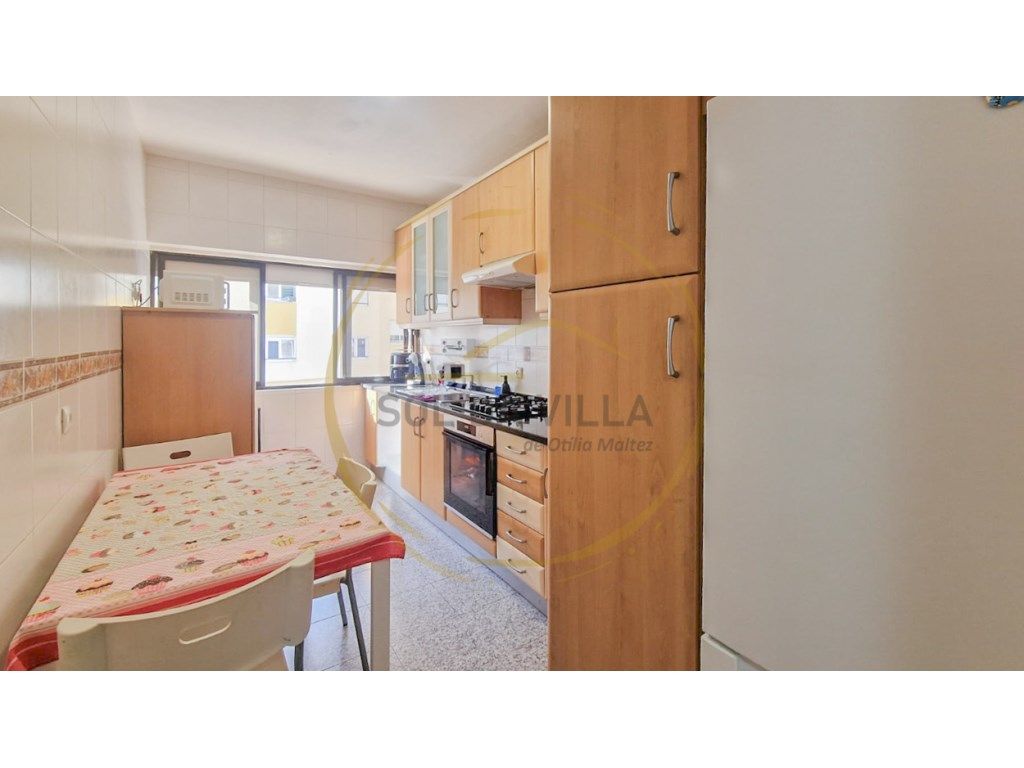 3 bedrooms Apartment in Moita, Portugal No. 230934