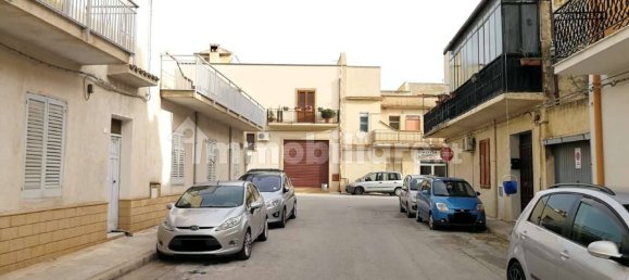 Дом с 3 спальнями в Кастельветрано, Италия № 153174 16