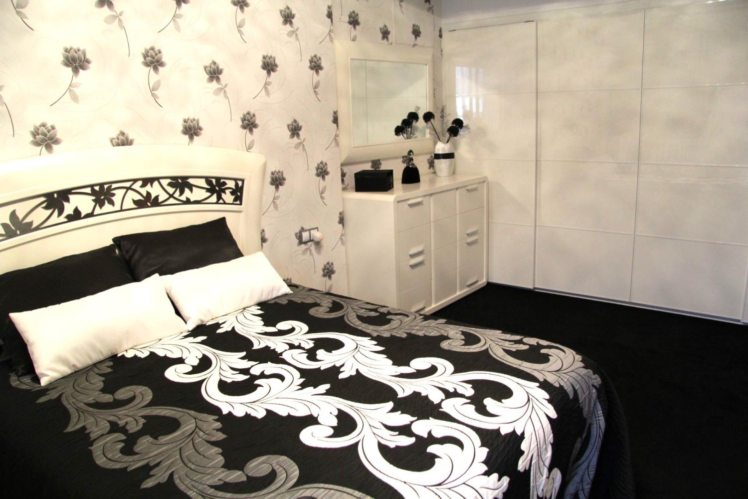 Adosado de 2 dormitorios en Golf Bahia, Spain No. 88182