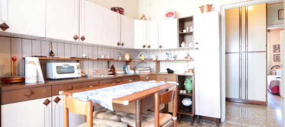 2 bedrooms Apartment in Alessandria, Italy No. 263981 7