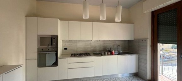 4 bedrooms Apartment in Bibbiena, Italy No. 370787 2
