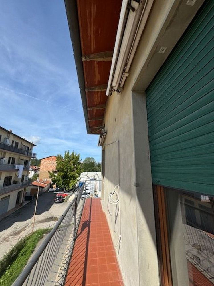 4 bedrooms Apartment in Bibbiena, Italy No. 370787