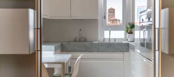 4 rooms Duplex in Milan, Italy No. 333232 8