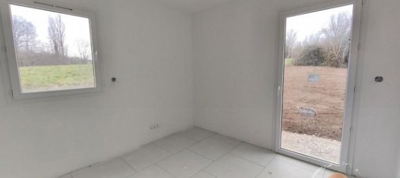 3 Schlafzimmer Haus in Champniers, France, Nr. 311524 3