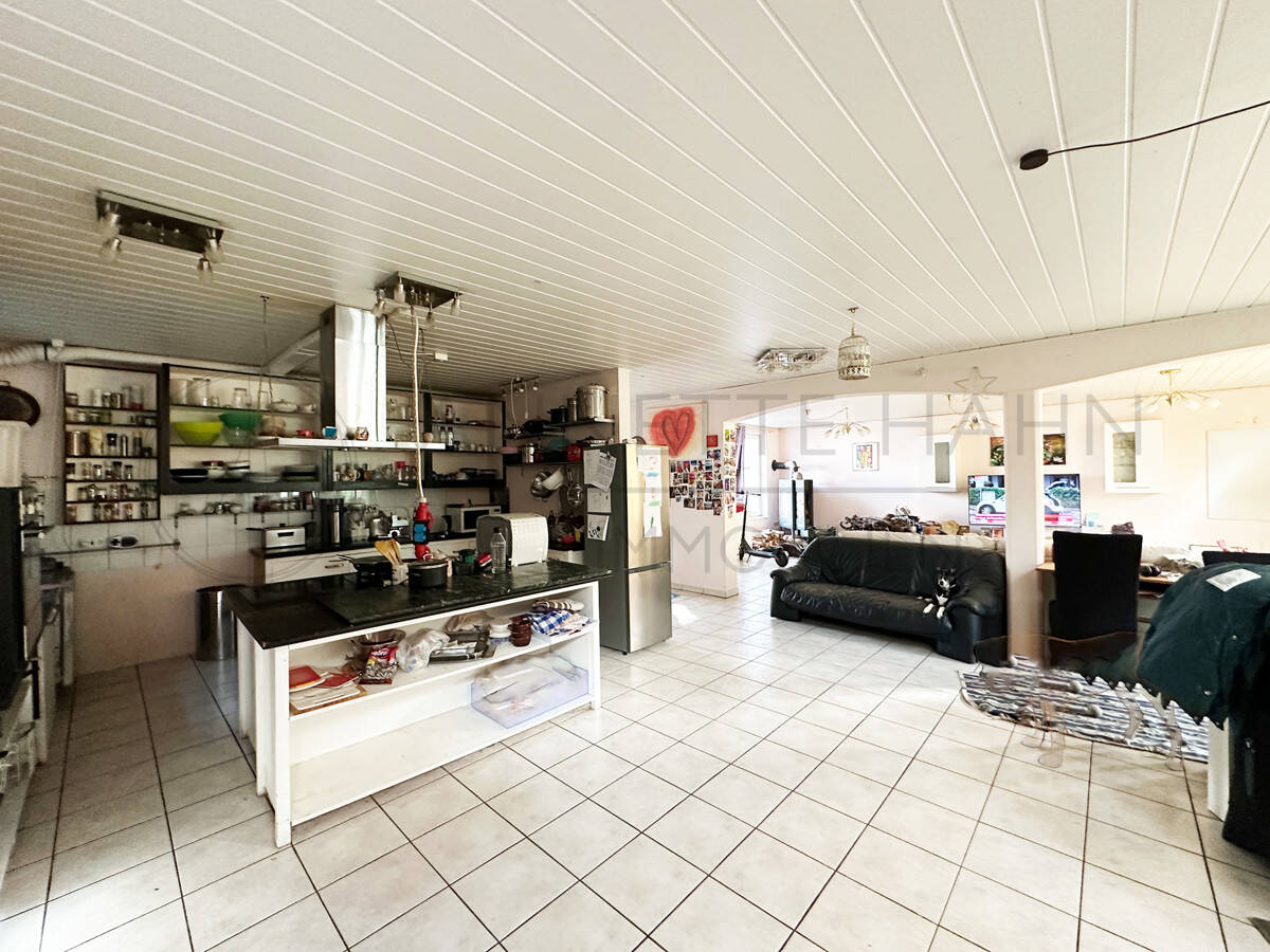 Таунхаус с 10 спальнями в Бад-Кройцнах, Германия № 106750