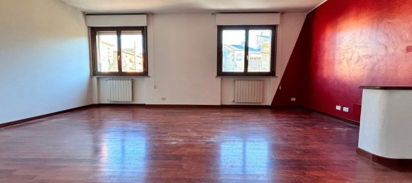 4 غرف نوم شقة في Arezzo, Italy رقم 322496 4