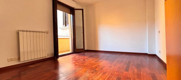 4 غرف نوم شقة في Arezzo, Italy رقم 322496 12