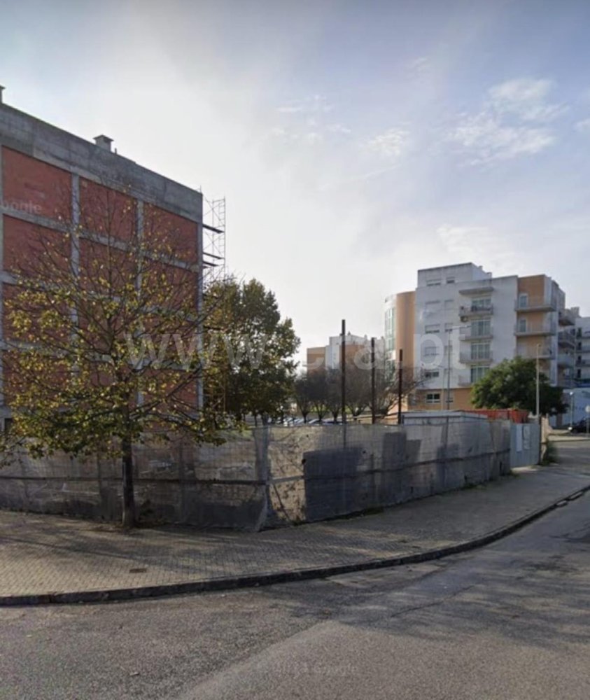 3 Schlafzimmer Wohnung in Vialonga, Portugal, Nr. 242128