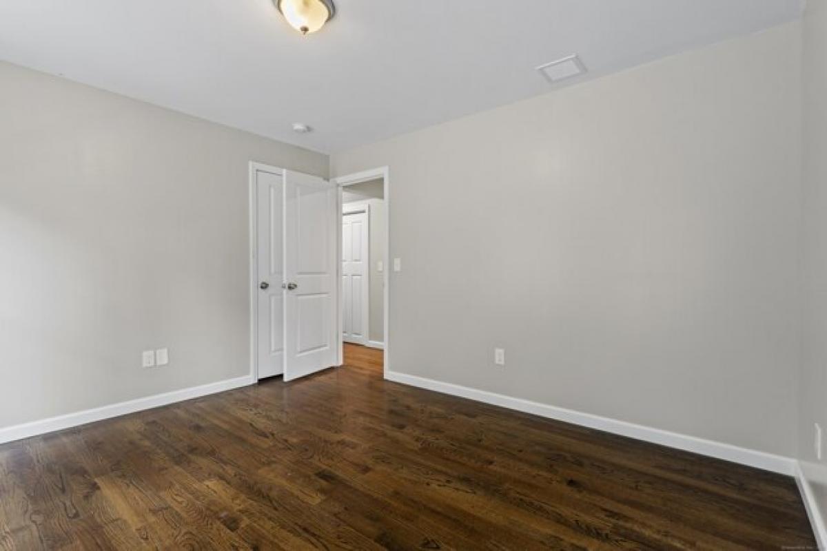 3 bedrooms House in Norwich, USA No. 390554