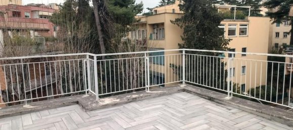 4 rooms Penthouse in Rome, Italy No. 42256 2