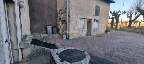 3 bedrooms House in Chalvraines, France No. 210120 3